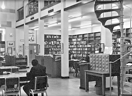 Black and white photo taken in the library